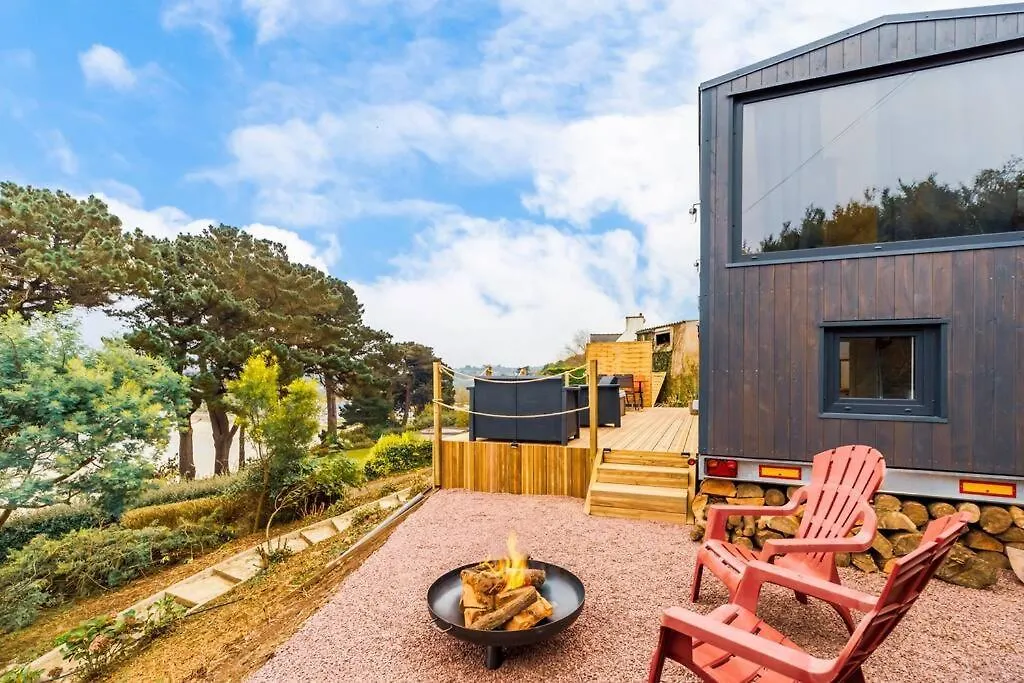 Jacuzzi Tiny-House Face Mer Evasion Sur La Falaise Trevou-Treguignec Chalet