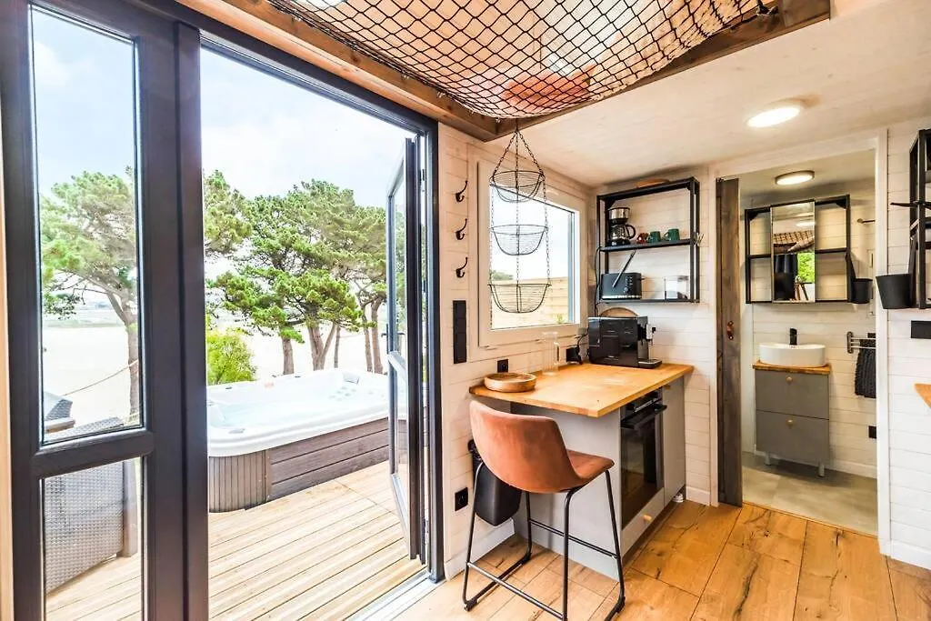 Chalet Jacuzzi Tiny-House Face Mer Evasion Sur La Falaise Trevou-Treguignec